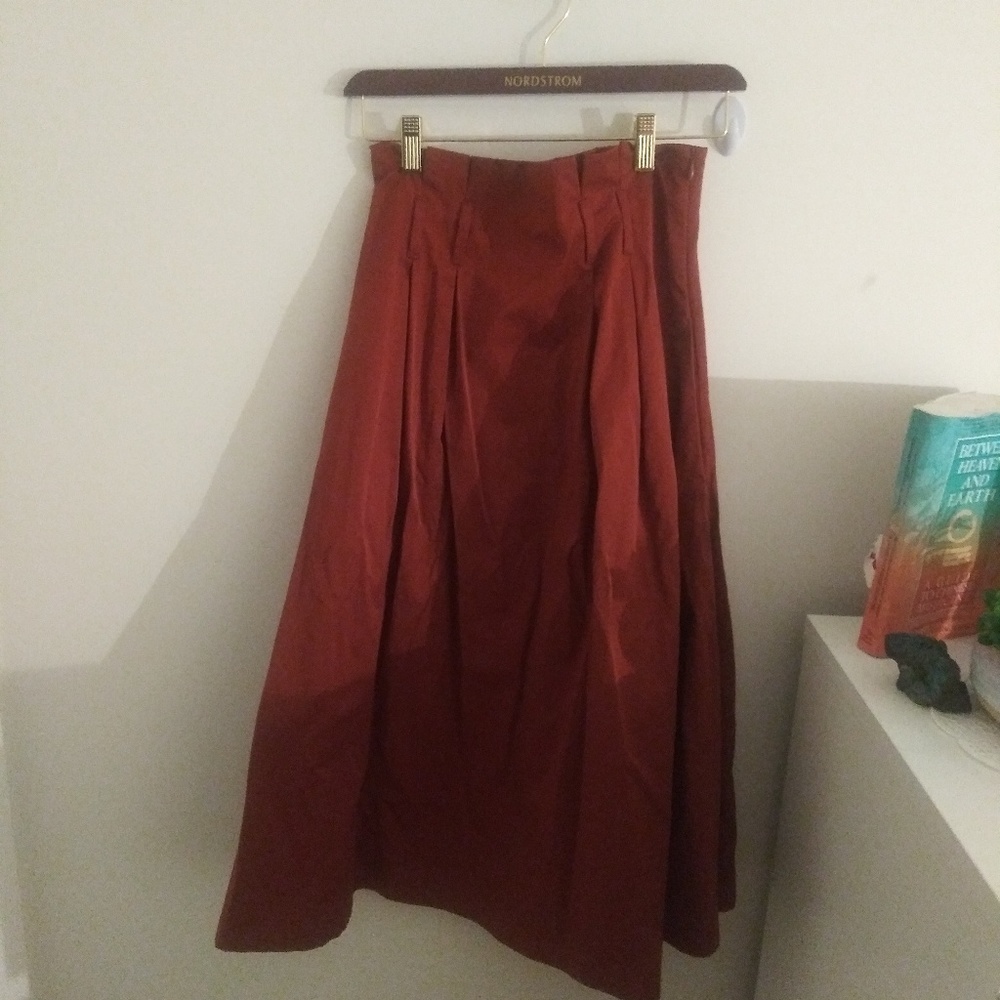 Woman's Skirt